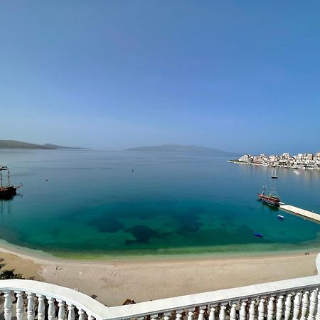 Monte Cristo Hotel With Rooftop Pool Sarandë Exterior foto