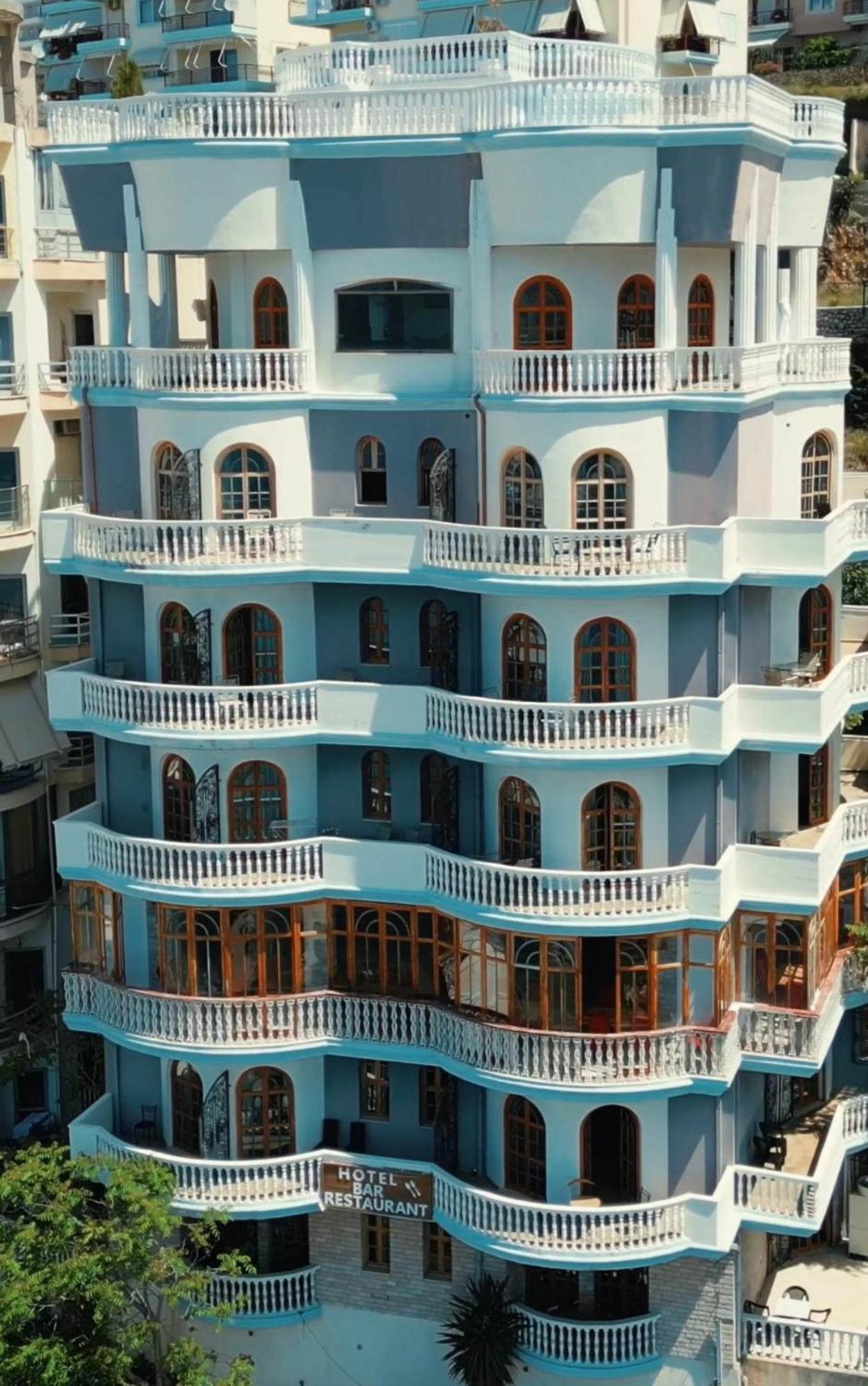Monte Cristo Hotel With Rooftop Pool Sarandë Exterior foto